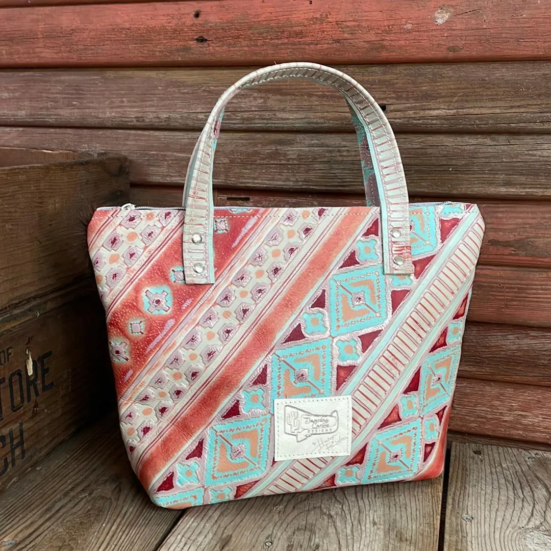 008 Feed Bag - Dark Brindle w/ Fiesta Navajo