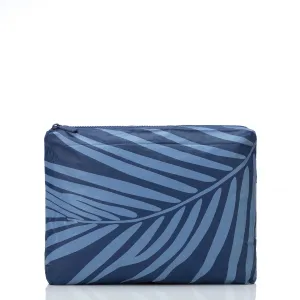 Aloha Mid Pouch Shade Current/Navy