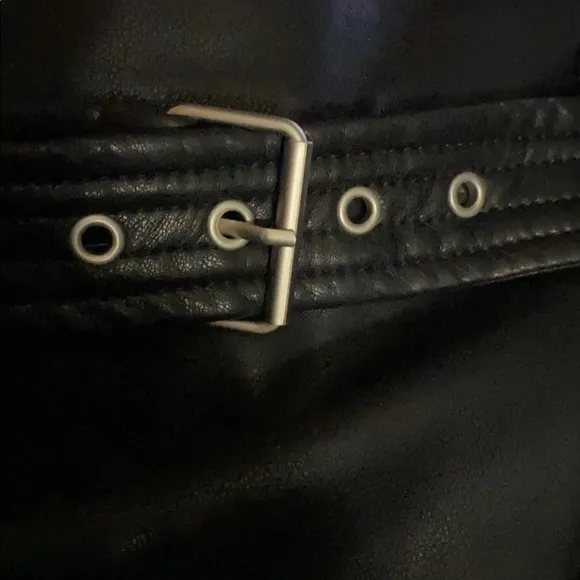Blank NYC It Takes Two Faux Leather Skirt 28