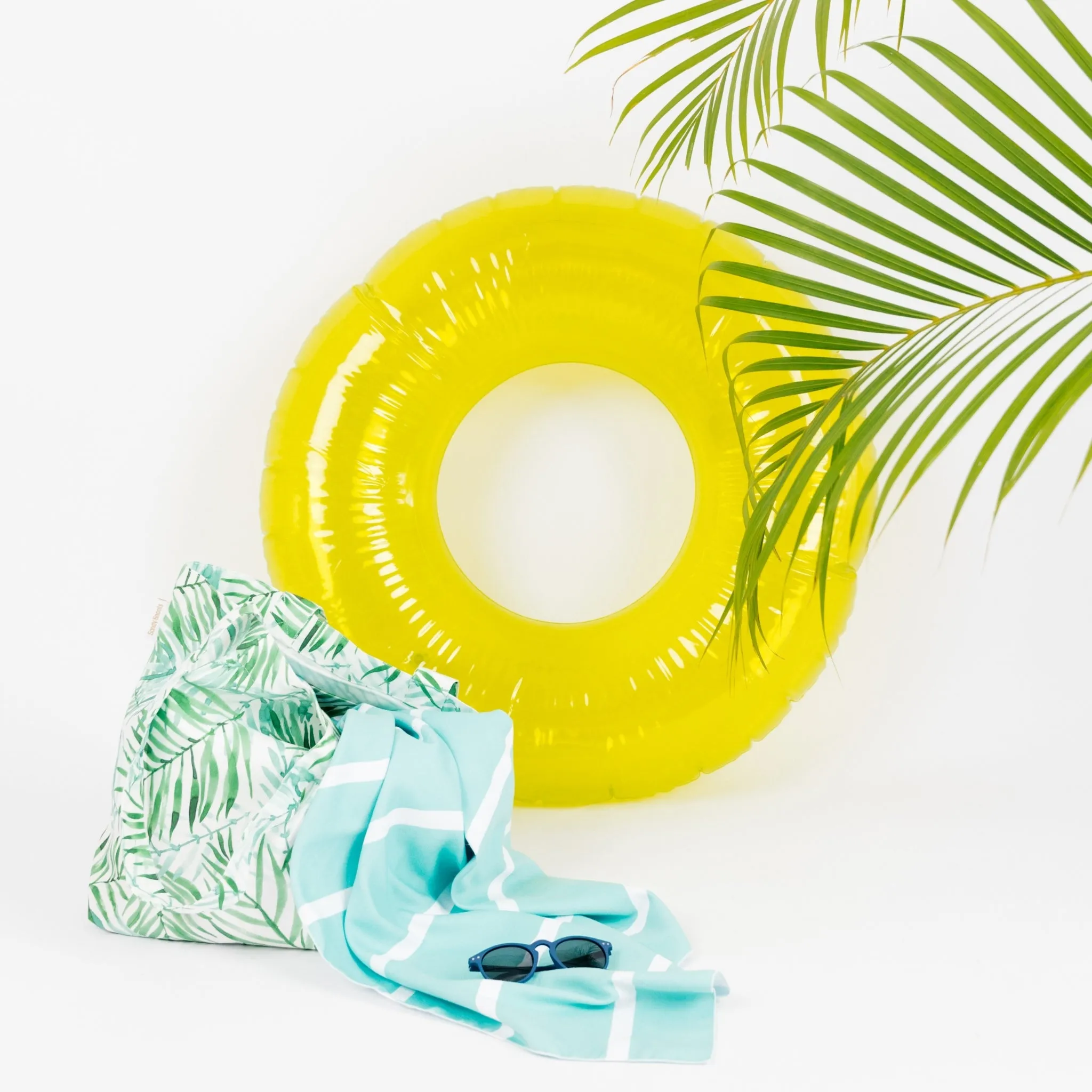 Botanical Beach Tote