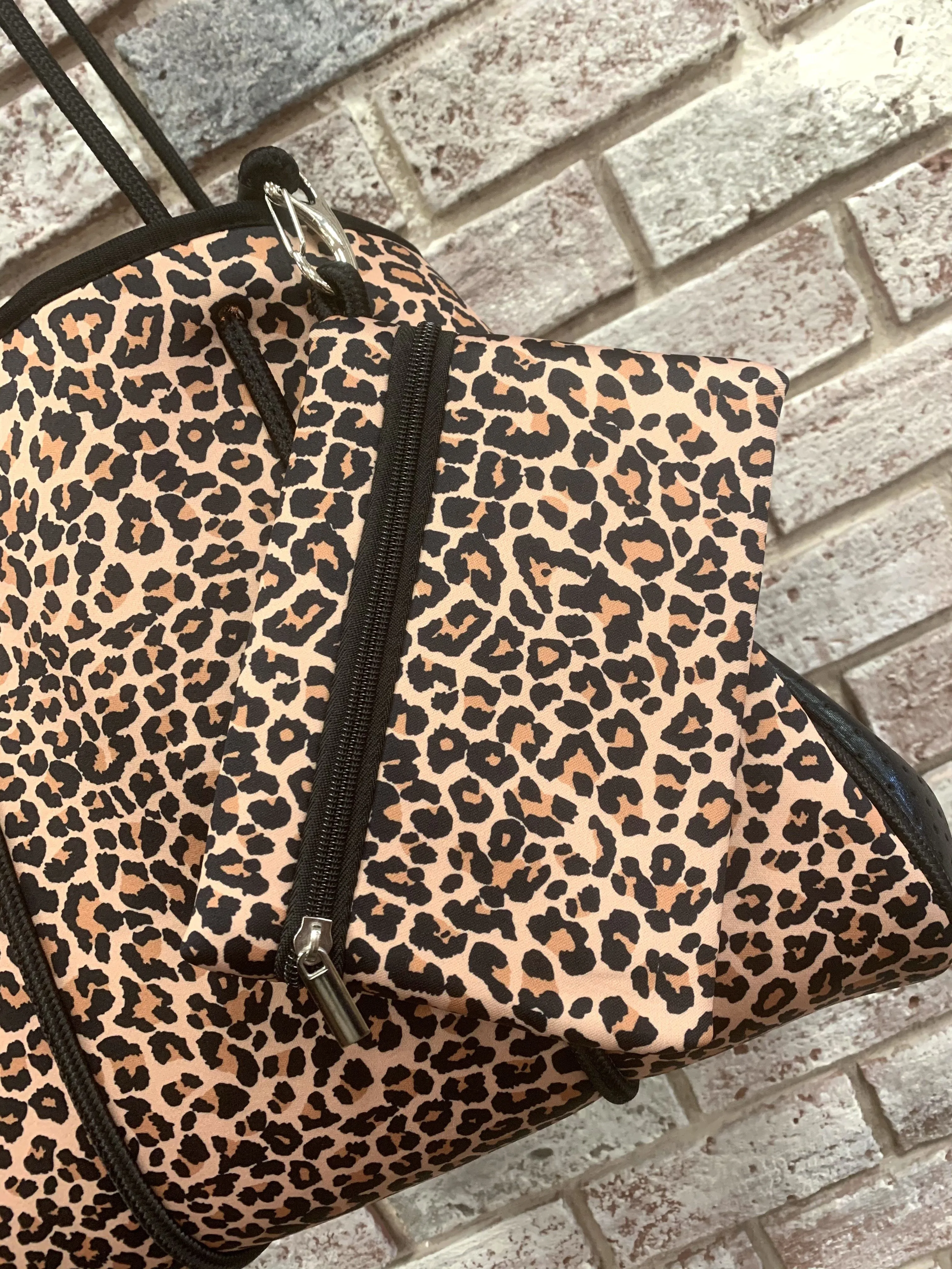 Brady Neoprene Tote