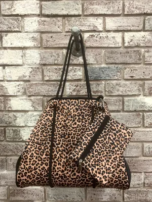 Brady Neoprene Tote