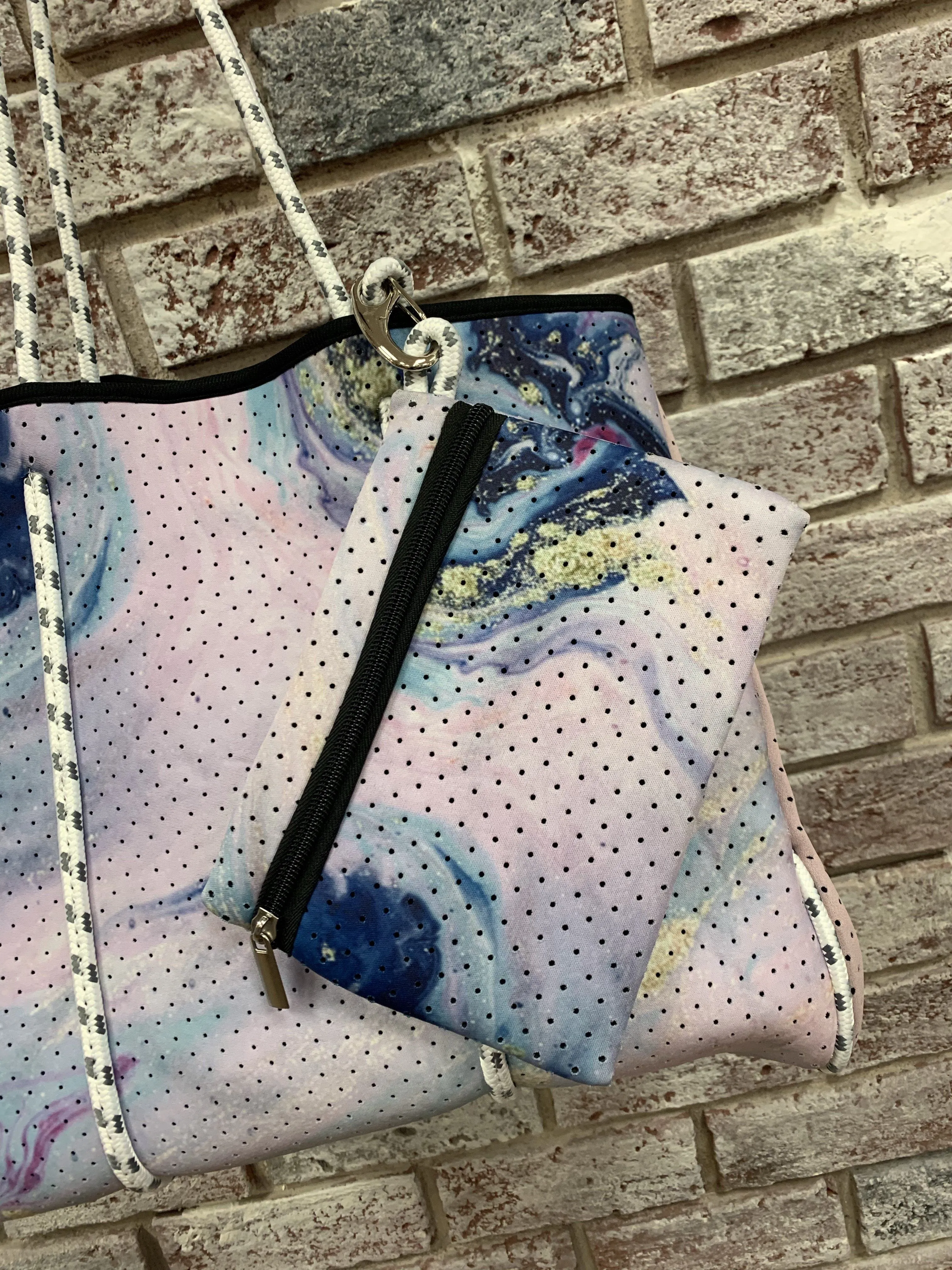 Brady Neoprene Tote