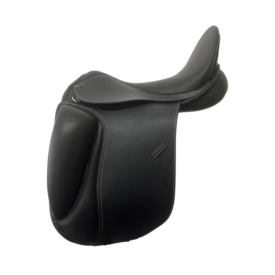 Cavalier Dressage Saddle