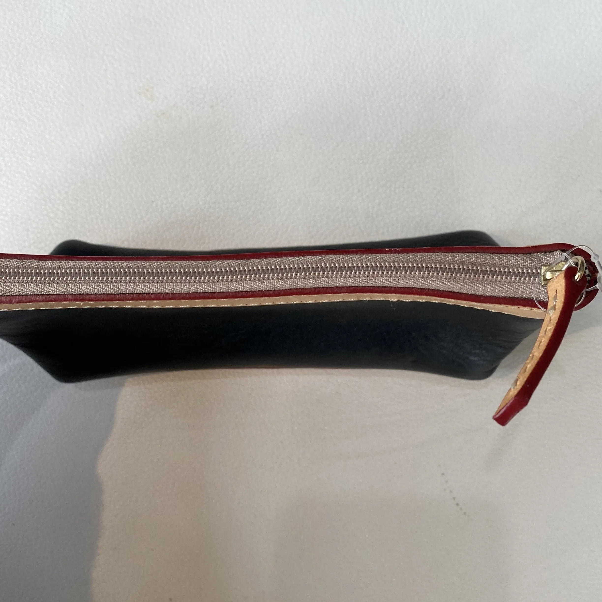 DOONEY & BOURKE Black & Tan Leather Pouch