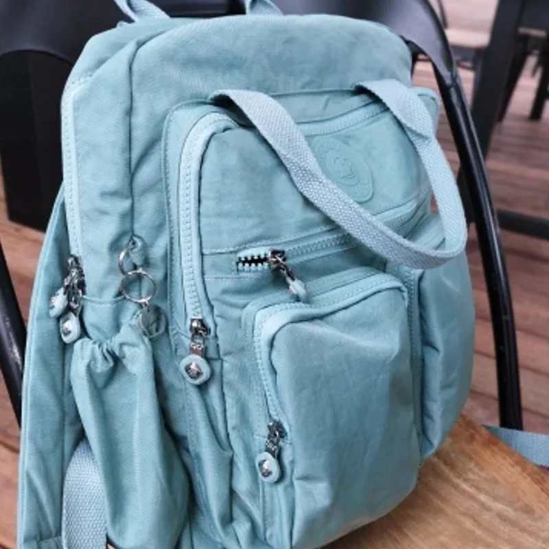 Fashion Woman Waterproof Nylon Lightly Backpack