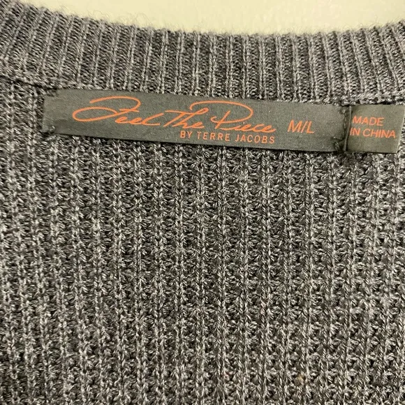 Feel the Piece sweater with leather embellishments size M/L