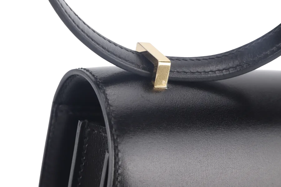 HERMES CONSTANCE 18 (STAMP B) BLACK BOX LEATHER GOLD HARDWARE WITH DUST COVER AND BOX