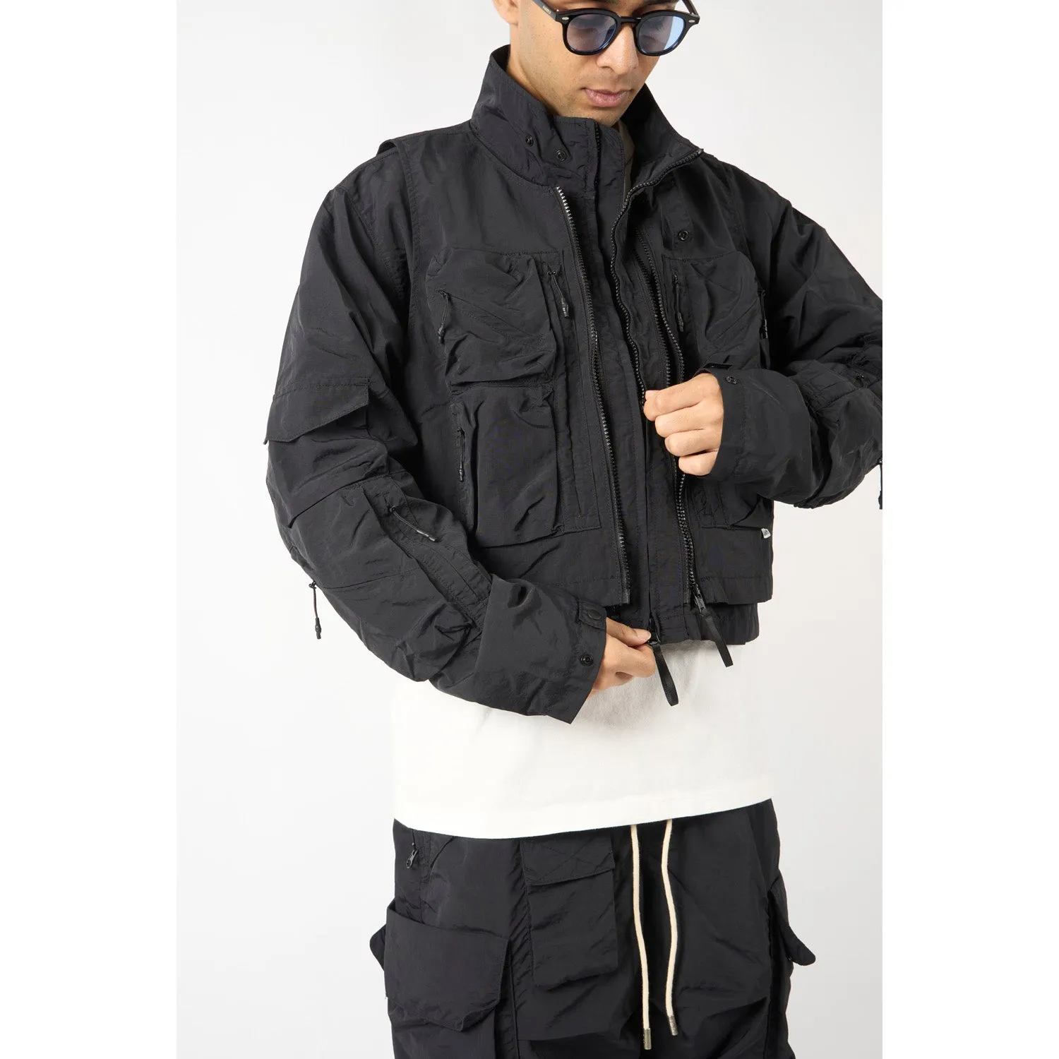 LAKH Twenty Pockets Half Jacket Black