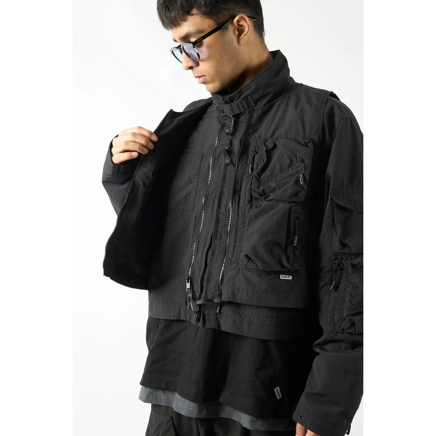 LAKH Twenty Pockets Half Jacket Black