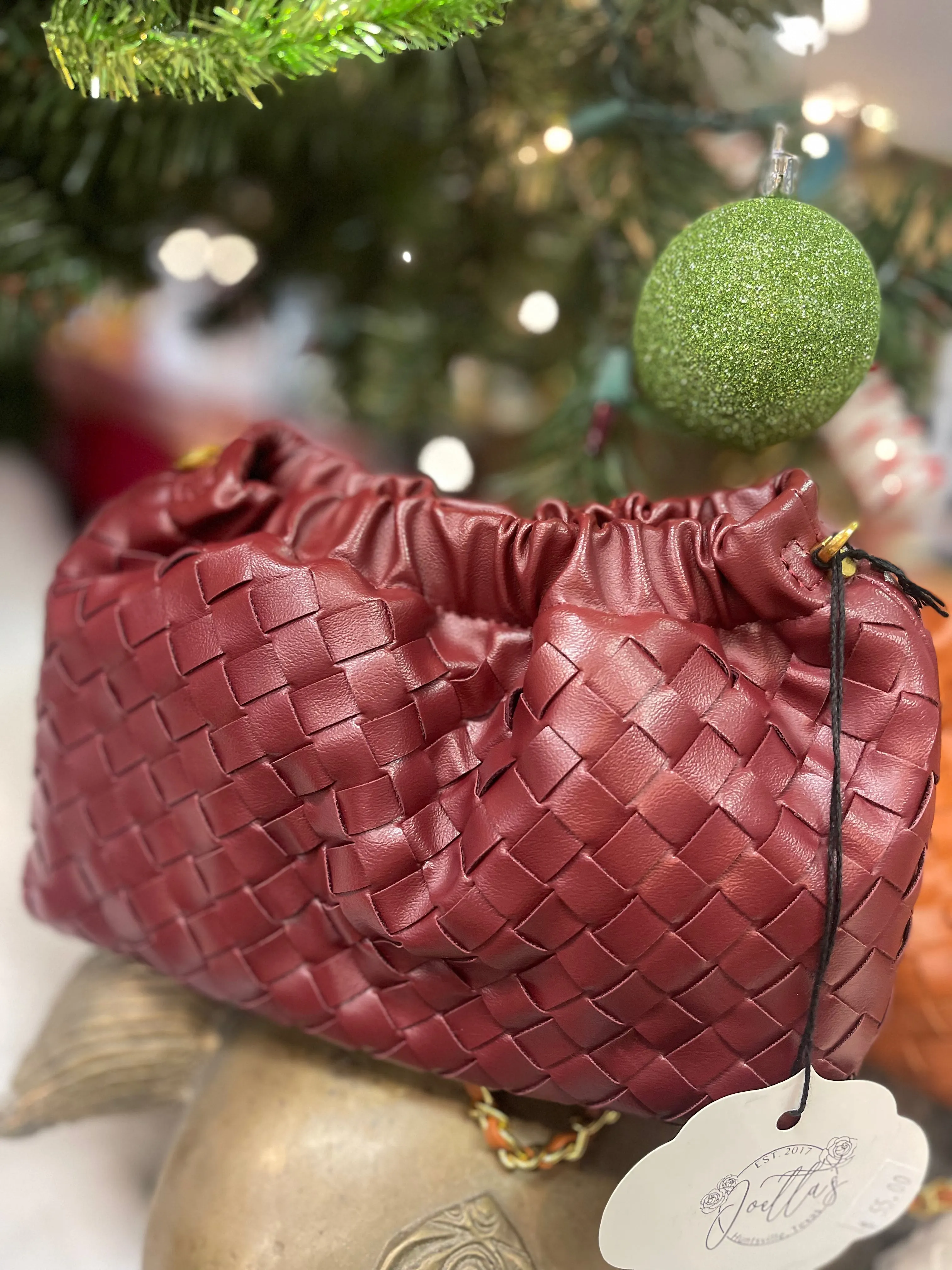 Macrae Classic Pouch