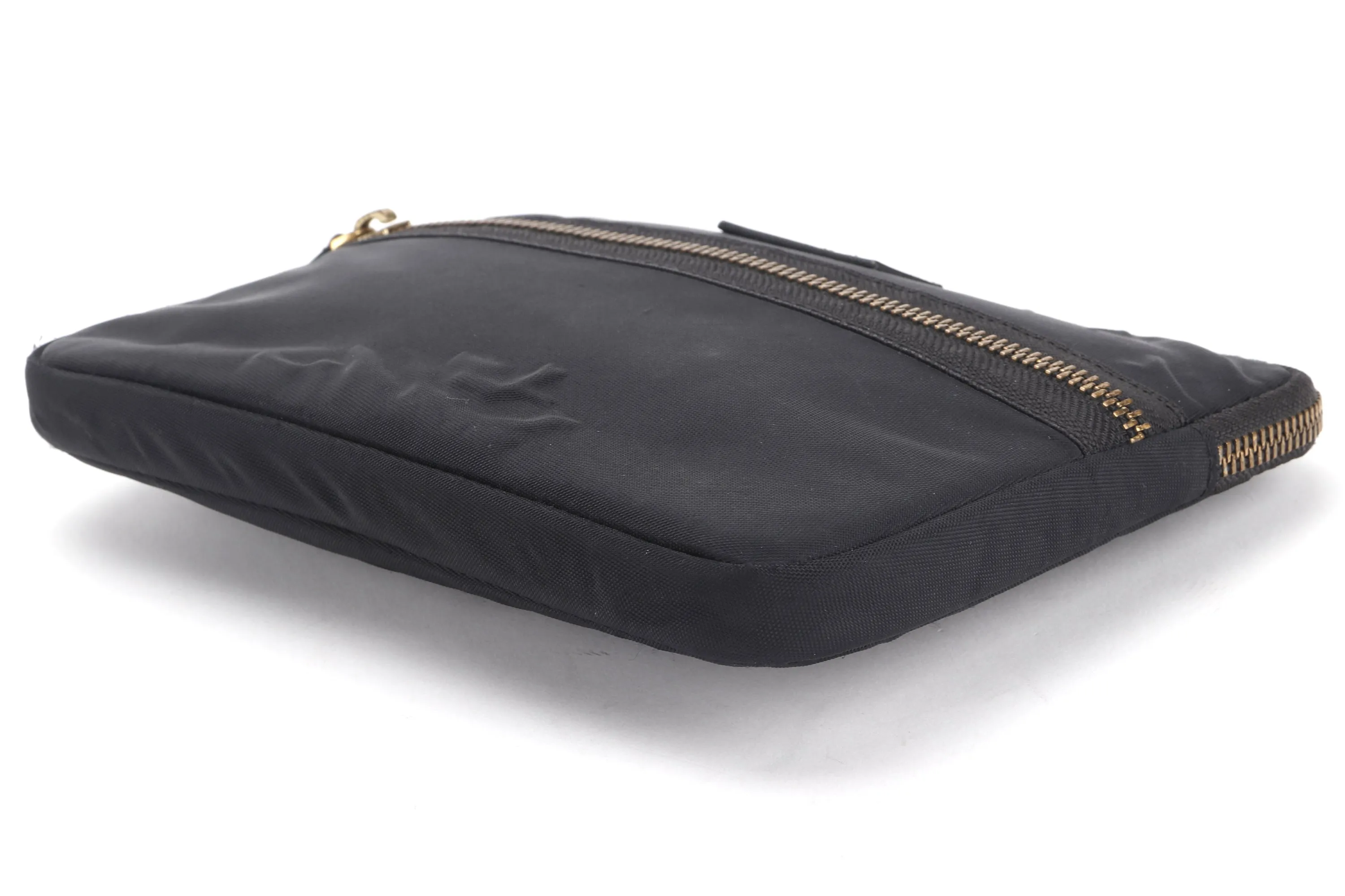 MARC JACOBS BLACK NYLON ZIPPY POUCH, NO DUST COVER