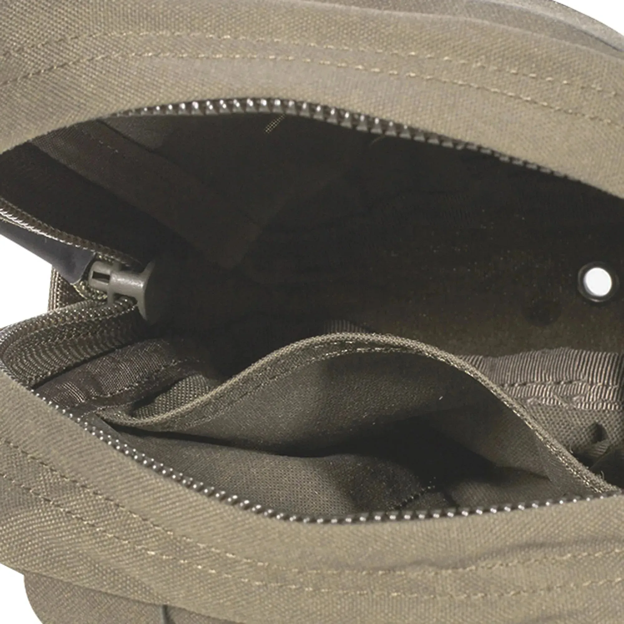 Medium Vertical Utility Pouch LC
