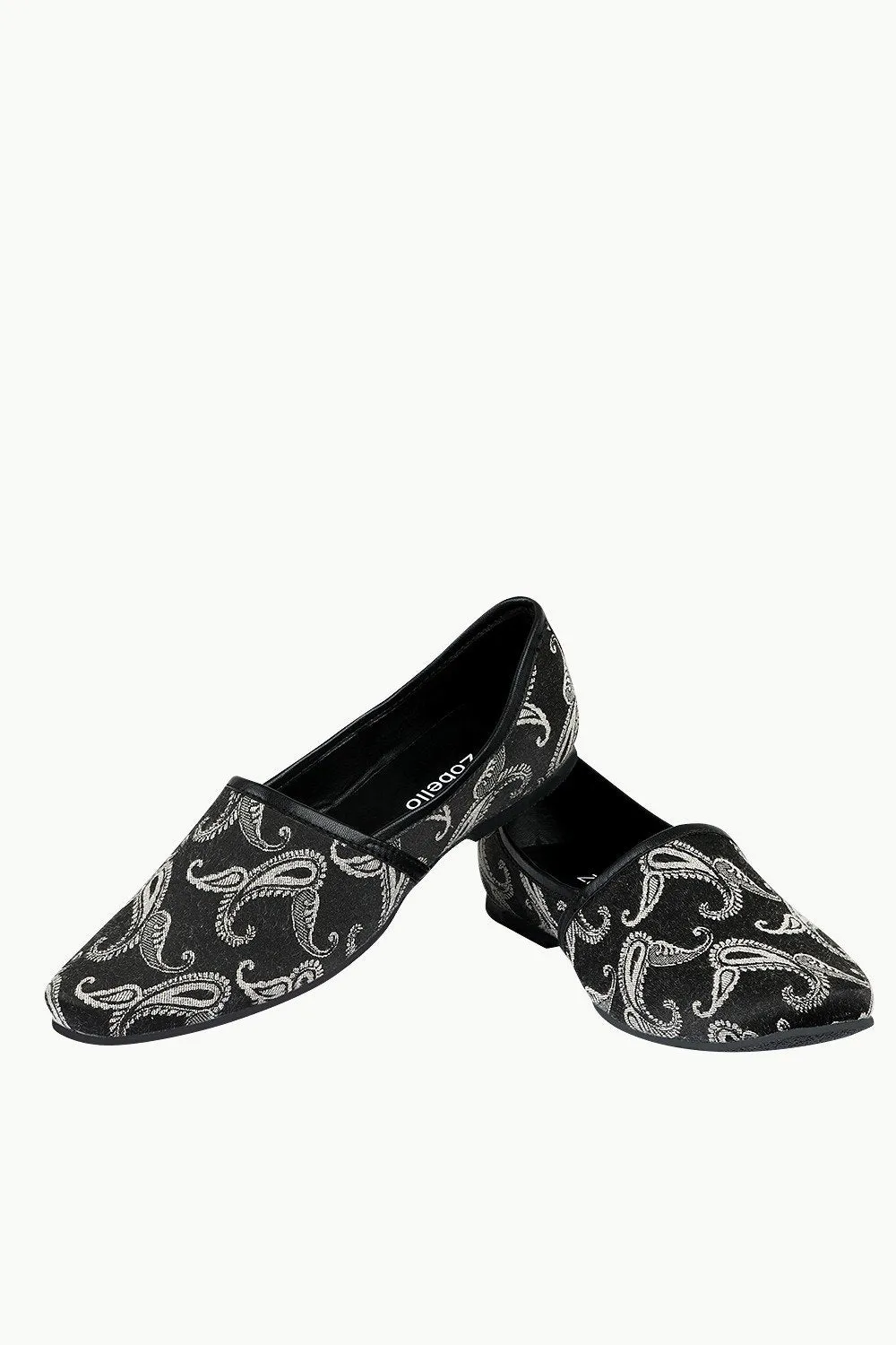 Mens Black Paisley Slip-On Juttis