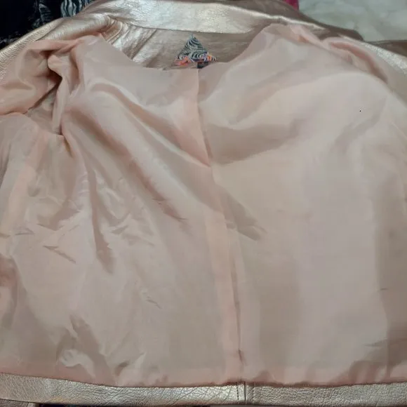 NWOT Signature 8  of Los Angeles Faux Leather Moto Jacket Champagne Color