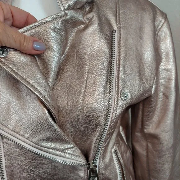 NWOT Signature 8  of Los Angeles Faux Leather Moto Jacket Champagne Color