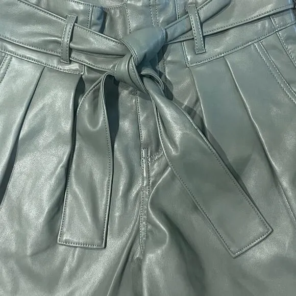 NWT! Blank NYC As You Said High Waisted Shorts - Size 24