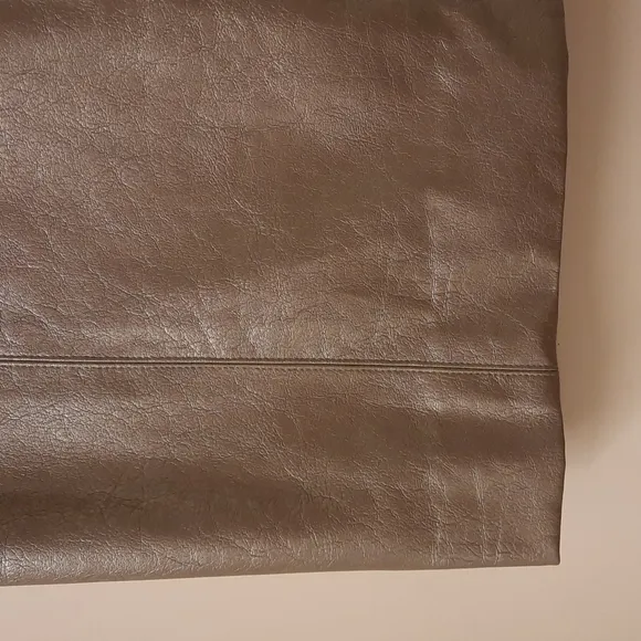 NWT, Etcetera Quartz Metallic Faux Leather Skirt