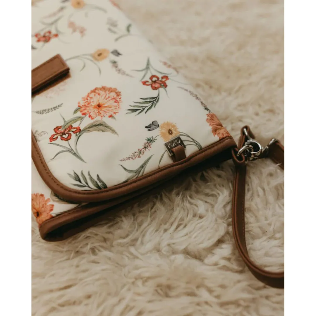 OiOi - Change Mat Clutch - Black Quilt