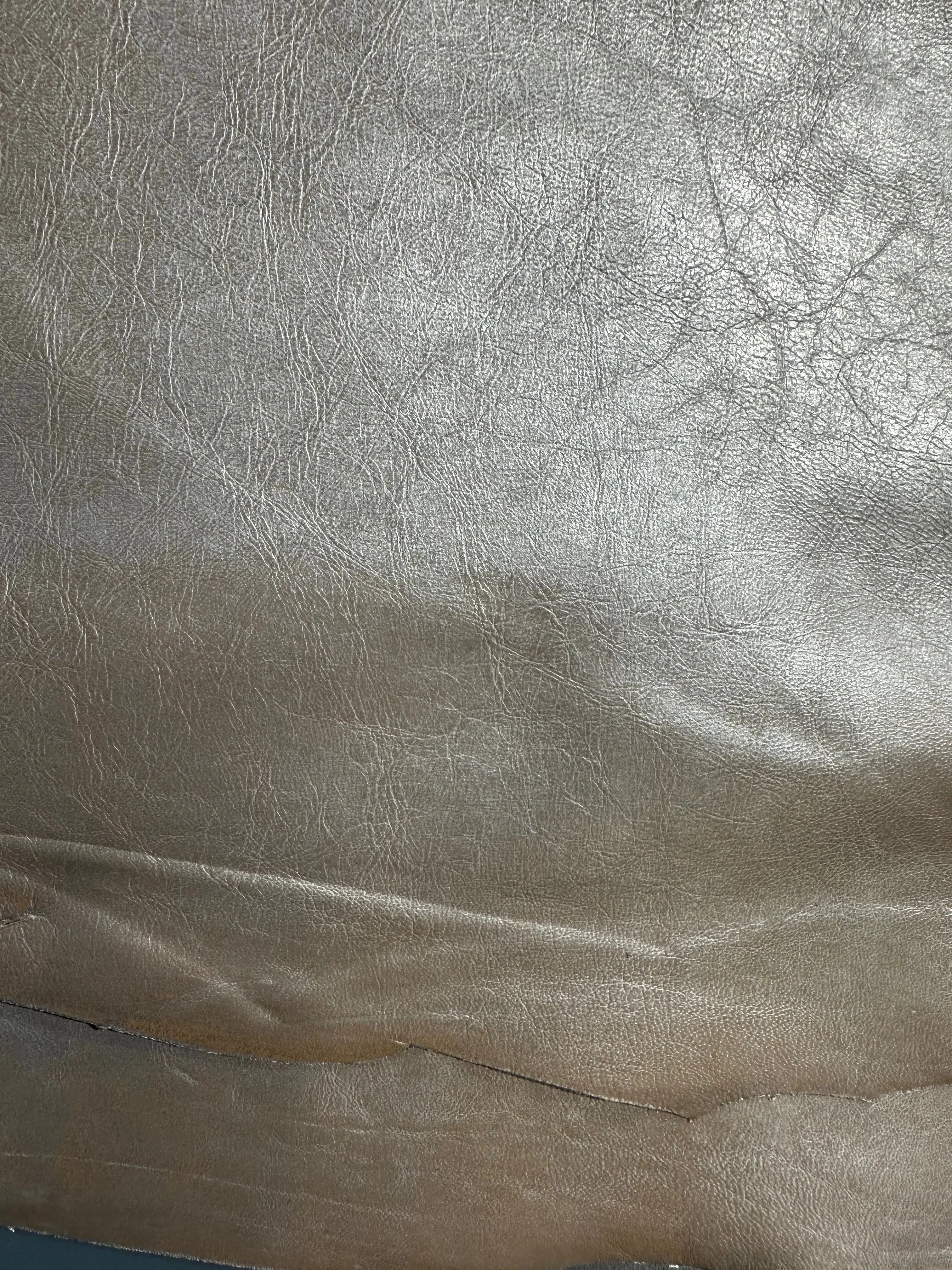 Silver Washed sheep leather with a peach undertone