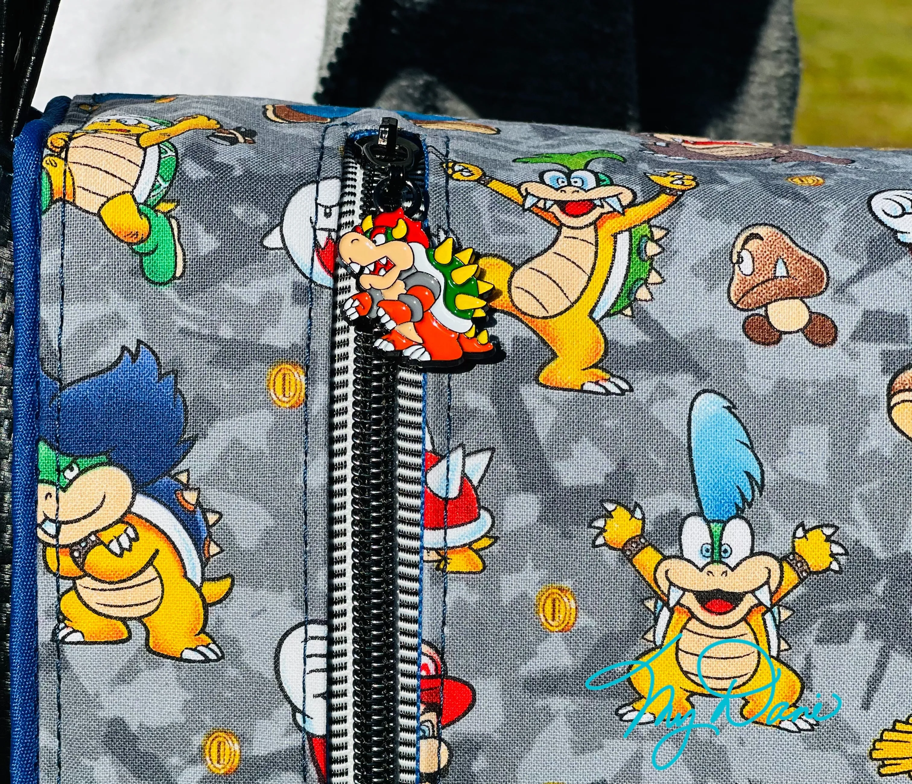 The Morgan Messenger Bag in Mario