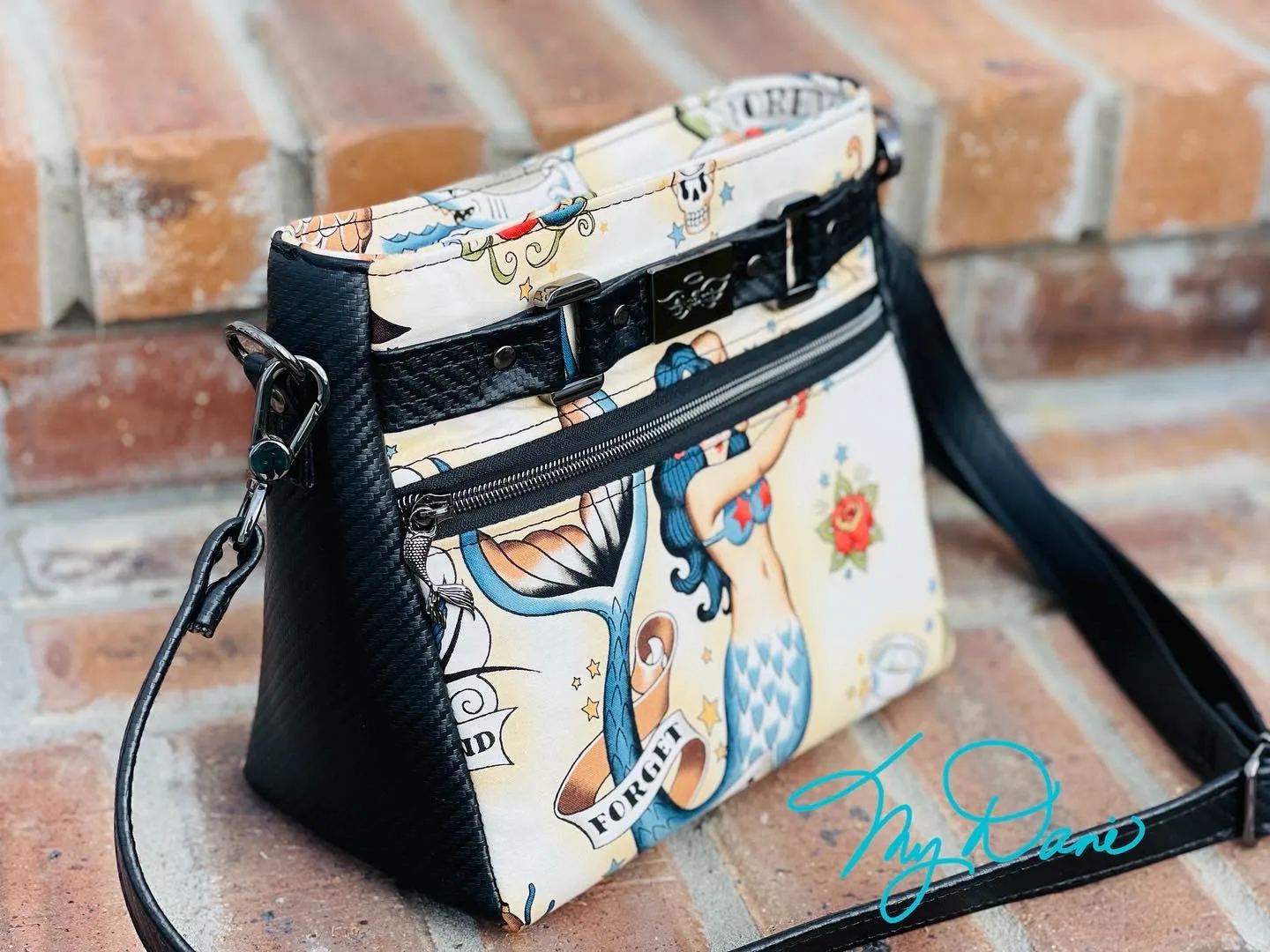 The Moxie Crossbody Handbag in Tan Mermaid and Black textured Marine Vinyl