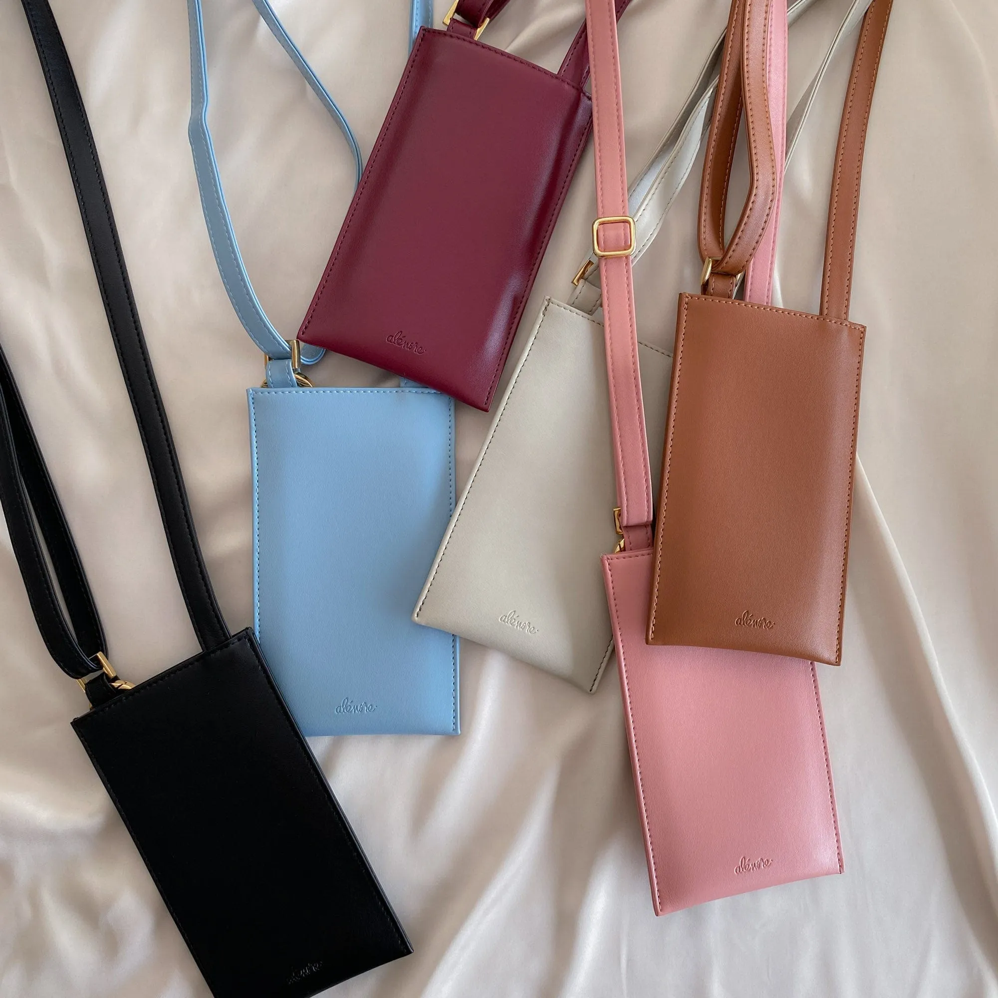 Vanilla Vegan Apple Leather Pouch | Brown