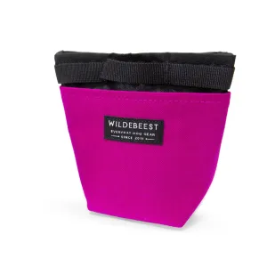 Wildebeest Alamo Dog Treat Pouch | Fuchsia