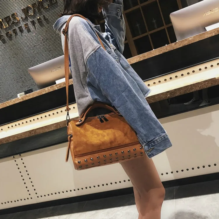 Women Top-handle Bags with Rivets Leather Shoulder Bag Large Capacity Vintage Tote Bags