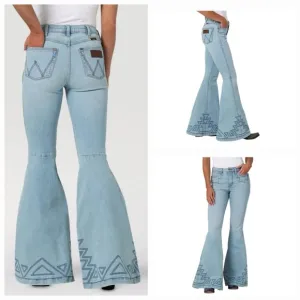 Wrangler Retro Women's High Rise Embellished Trumpet Flare - Size 30&quot; Waist